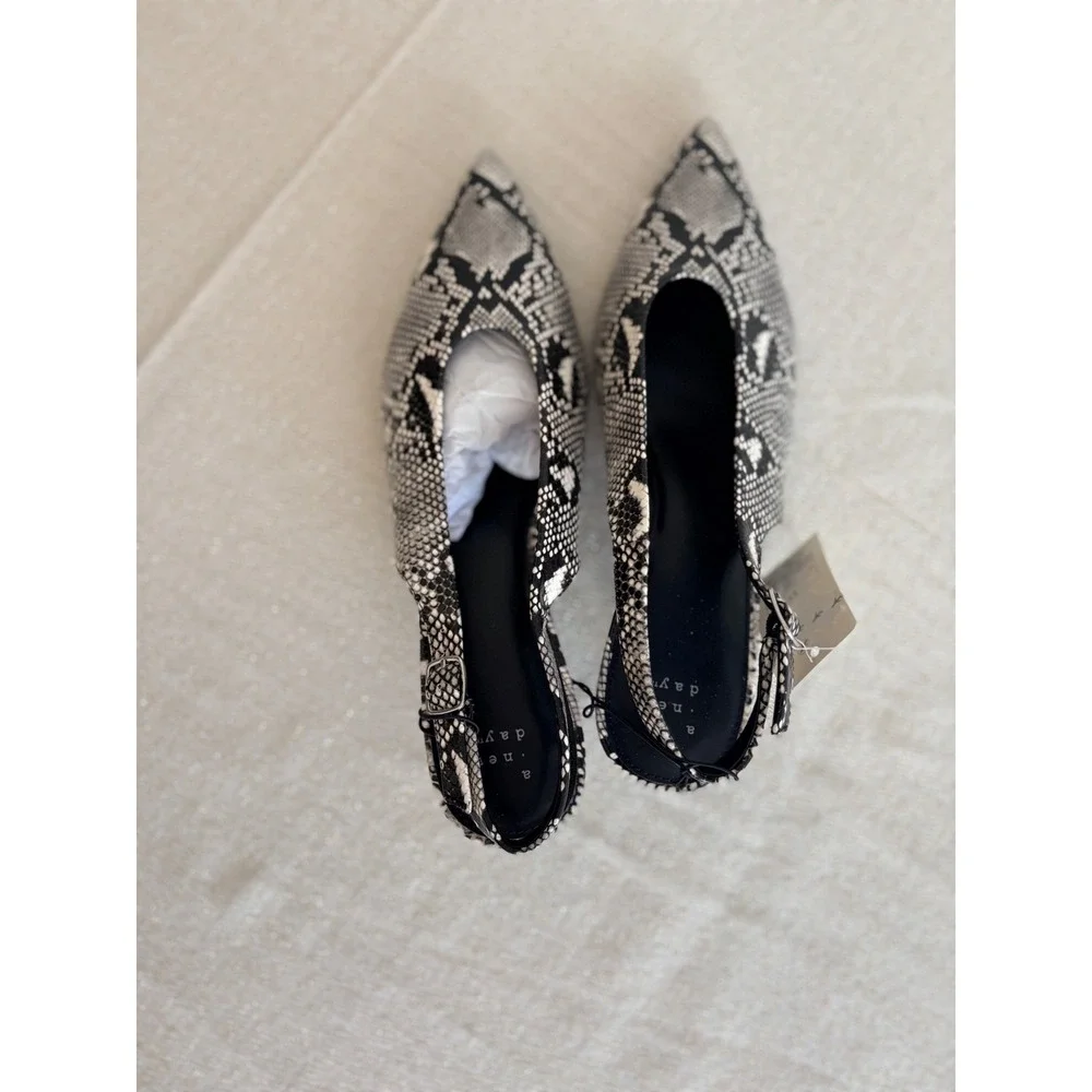 A New Day Samantha Slingback Pumps 11 Black Snakeskin Kitten Heel Pointed Toe